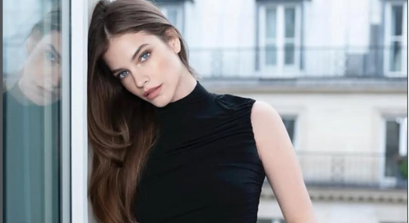 Kismamaként is tündököl: Palvin Barbi a tükör előtt mutatta meg gömbölyödő pocakját