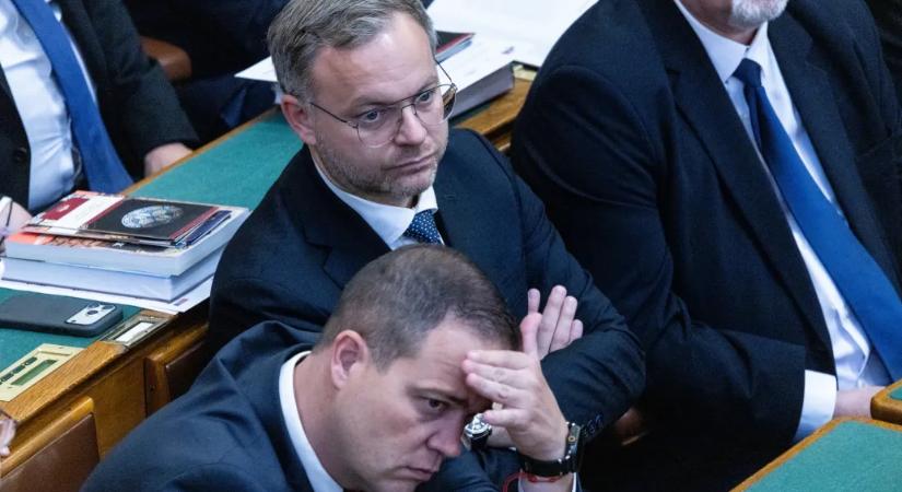 Orbán Balázs a demokráciáért aggódik