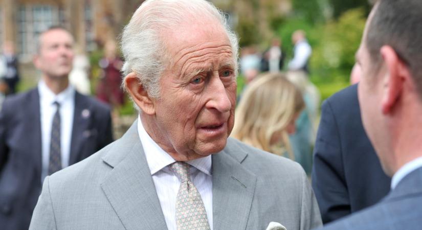 Bocsánatot kért a brit rádiócsatorna, ahol véletlenül bejelentették Károly király halálát