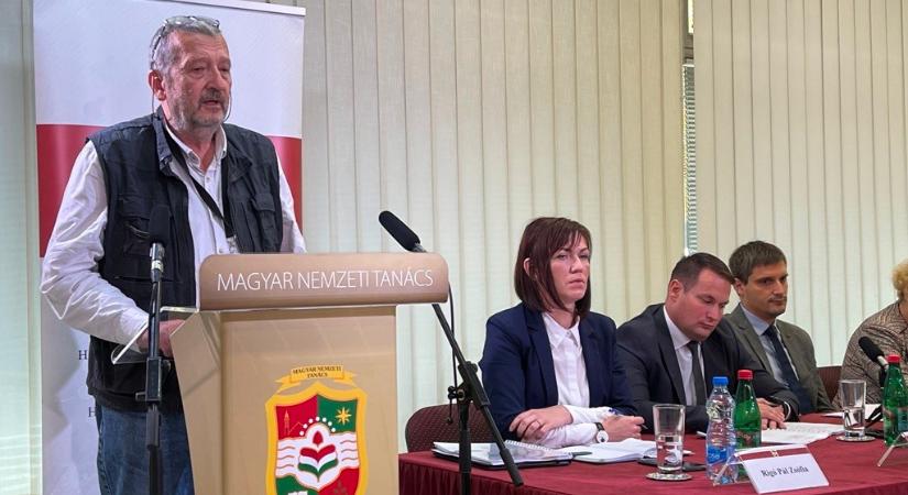 A külhoni tudósítóhálózat miatt aggódik a Pannon RTV korábbi igazgatója