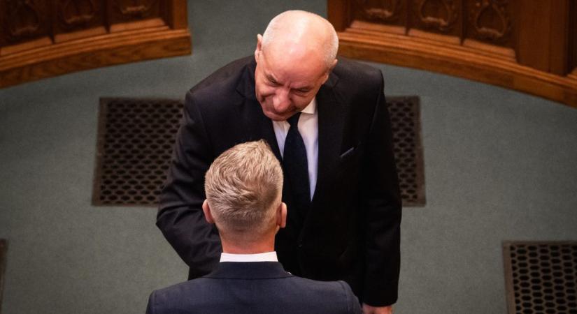 Kis János: Ilyen kisstílű figura nincs még egy, mint Sulyok Tamás