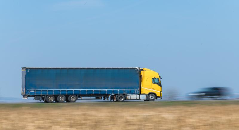 Továbbra is tiltják az Ukrajnából érkező árukat