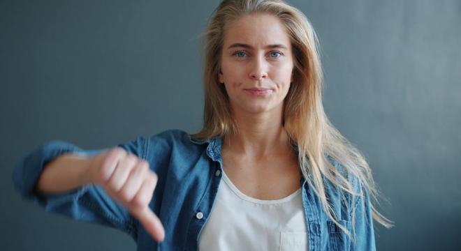 Hogyan formálják az online vélemények a fogyasztói döntéseket 2026-ban