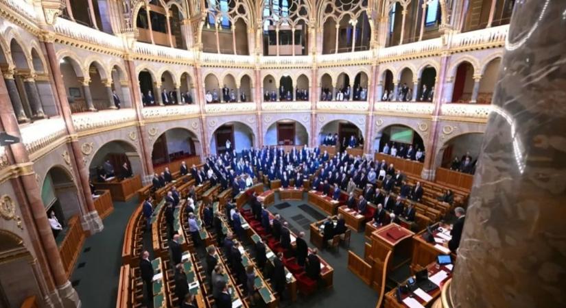 A devizahiteleseknek is mentőövet dobhat a Tisza Párt új törvényjavaslata