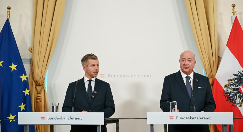 Magyar Péter Ausztriában: Az azbesztügyben a szennyező fizet elvét kell alkalmazni