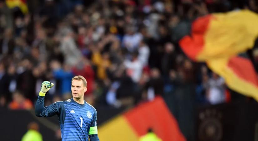 Manuel Neuer is bekerült