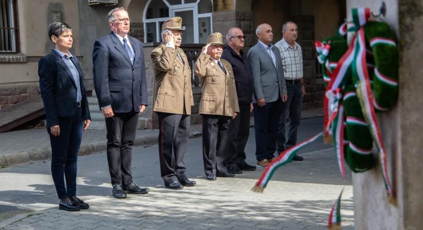 Így tisztelegtek Nagykanizsán a honvédelem napja előtt