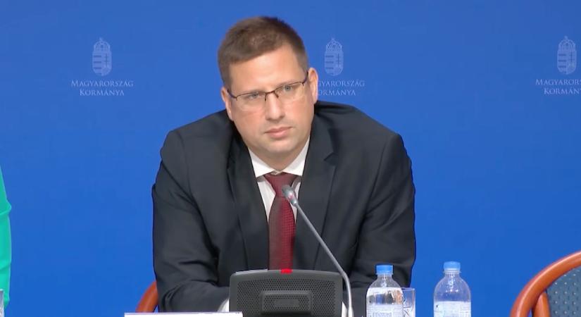 Gulyás Gergely szerint veszélyes lenne a Tisza Párt alkotmánymódosítása