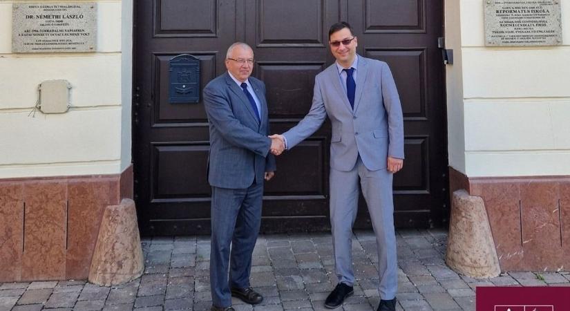 Új korszak kezdődik a tatai reformátusoknál: bejelentették az új igazgatót
