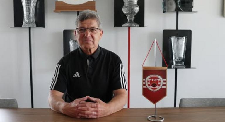 Kétszeres magyar bajnok edző lesz Révész Attila utódja a Kisvárdánál