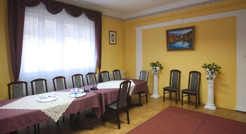 Feloszlott a képviselő-testület: időközi választások jönnek