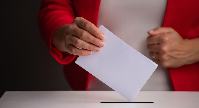 Megérkeztek az időközi választások időpontjai Fejérben