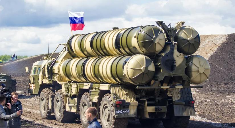 Fenyegetőzik a NATO: „pusztító következményei” lehetnek, ha Putyin atombombát robbant