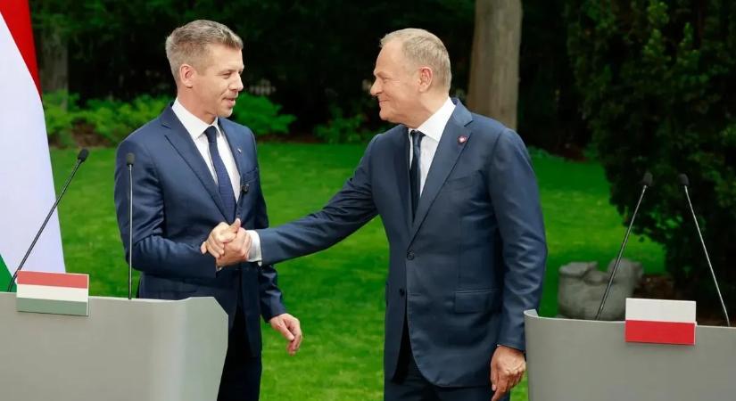 Titkosszolgálati játszmák: Magyar Péter varsói látogatása mögött súlyos érdekek állnak