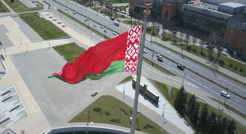 Belaruszban bekérették a litván ügyvivőt