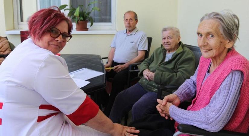 Átadták az új idősek otthonát Baracson