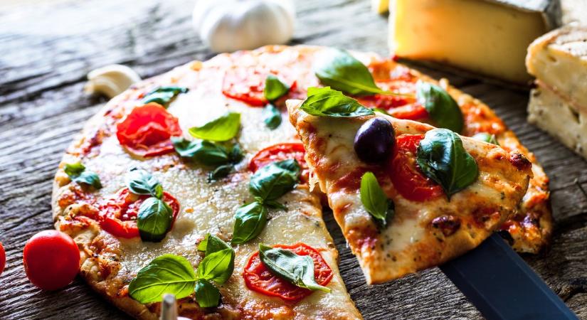 Pizzatészta 1 perc alatt? Nem kell dagasztani, mégis ropogós és isteni lesz