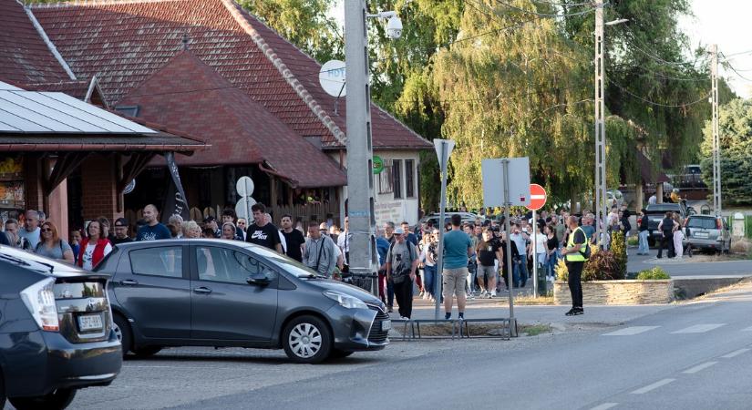 Kiraknák a településükről a drogos zombikat a dányiak: „Gyakran végigkergetjük őket a falun”