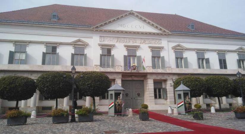 Magyar Péter nem erre a bejelentésre várt Sulyok Tamástól