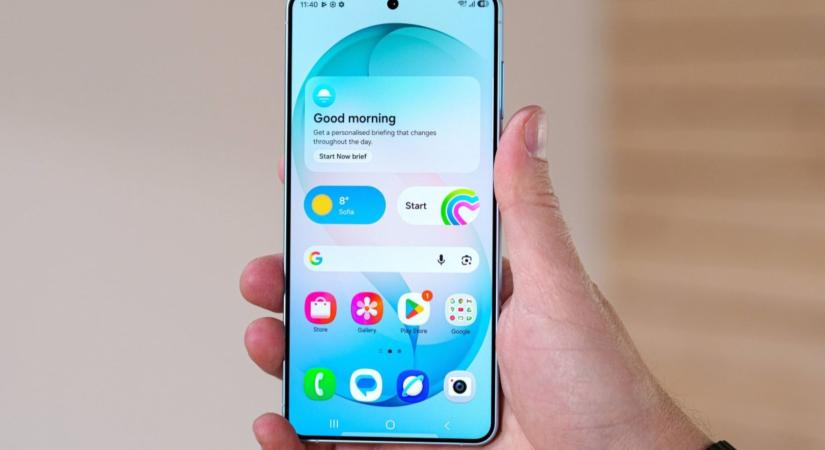 Egy kompaktabb “Ultra” mobil lesz a Samsung Galaxy S27 Pro