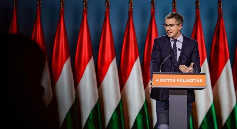 Sejtelmes üzenetet küldött Kocsis Máté, aki mellett Orbán Viktor is feltűnt – bejelentésre készül a Fidesz volt frakcióvezetője