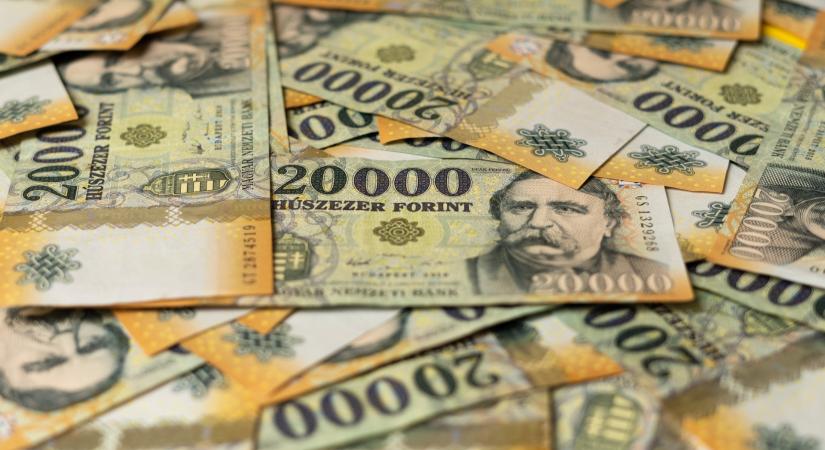 Újabb csontváz esett ki egy minisztériumból: tízmilliárdokról döntöttek a választás előtt