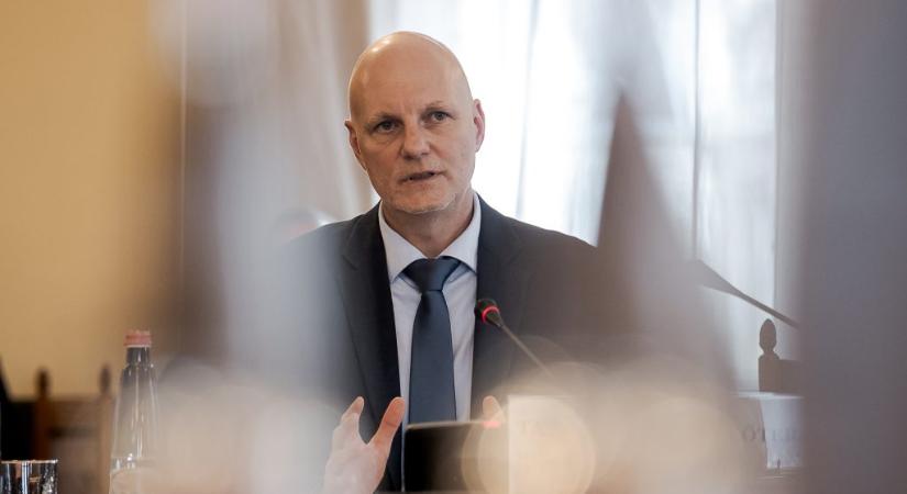 Átvilágítás: a választások előtti utolsó pillanatban kisztott 14,59 milliárdnyi támogatásra bukkant a Tisza-kormány minisztere