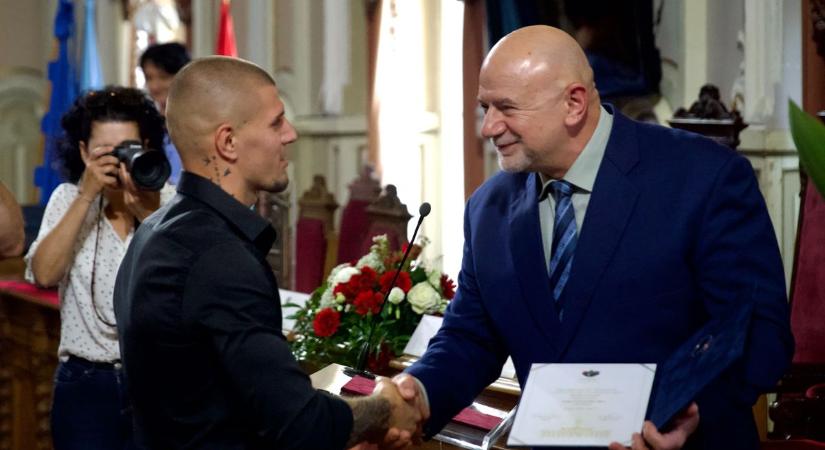 Világbajnok kajakos és Eb-győztes bokszoló lett Szeged sportolója