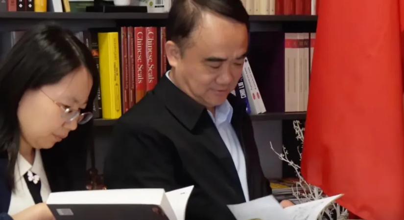 Kínai delegáció érkezett az MSZMP-hez, hogy megtekintse a párt híres „kínai sarkát”