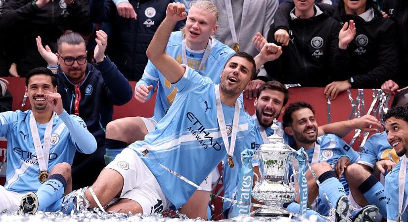 Guardiola távozása a Real felé "lökheti" a City alapemberét, Kane szerint véget érhet az angolok 60 éves sikertelensége - külföldi körkép
