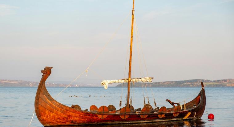 Viking kori kardot talált az osztálykiránduláson egy hatéves kisfiú
