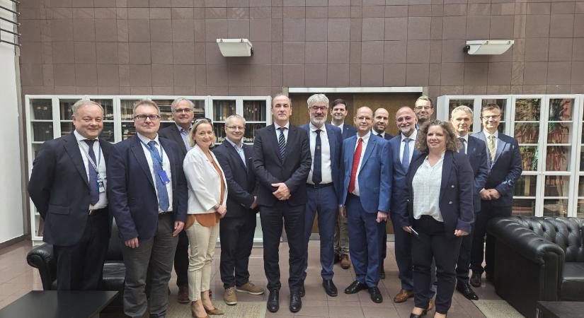 Visszanevezik OEP-re a NEAK-ot