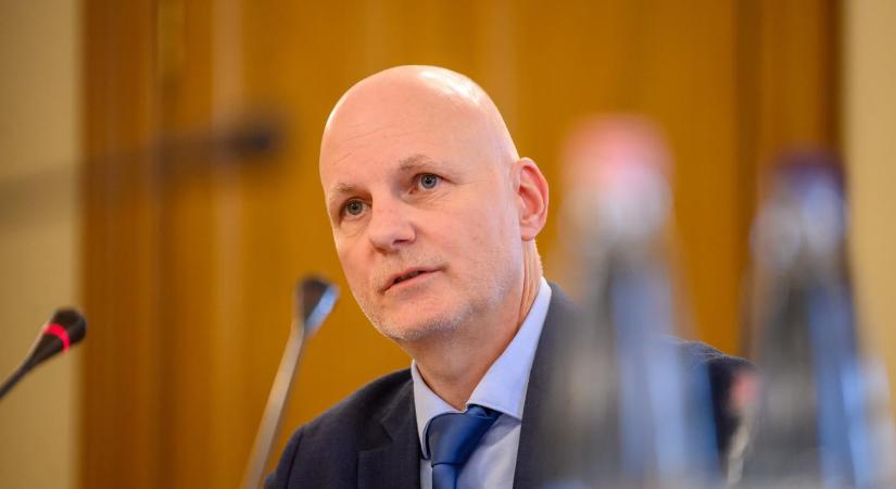 Tanács Zoltán: 22,59 milliárd forint közpénzt szórtak ki a parlamenti választás előtti napokban a volt Energiaügyi Minisztériumnál