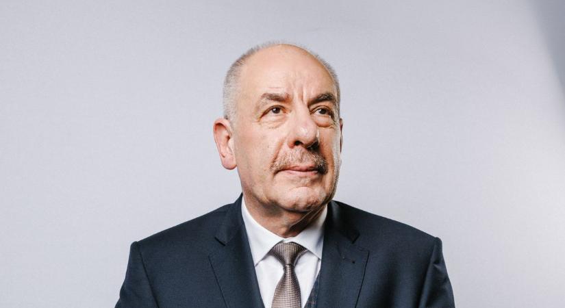 „Ne féljetek!” – megszületett a kiállás a közjogi méltóságok mellett