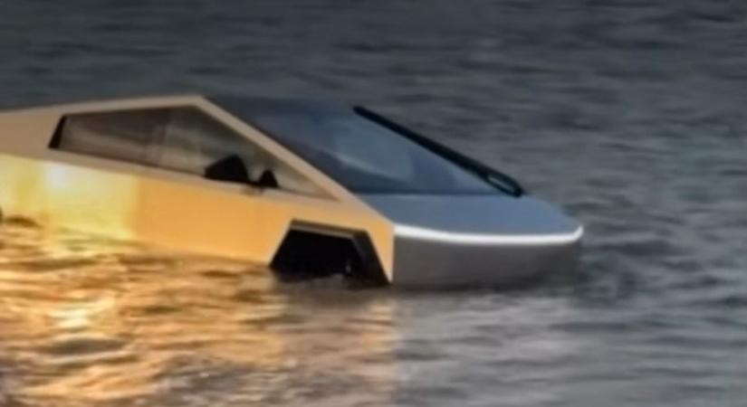 Ez nem jött be - Vízbe kötött ki a Tesla a meggondolatlan sofőr miatt - Videó