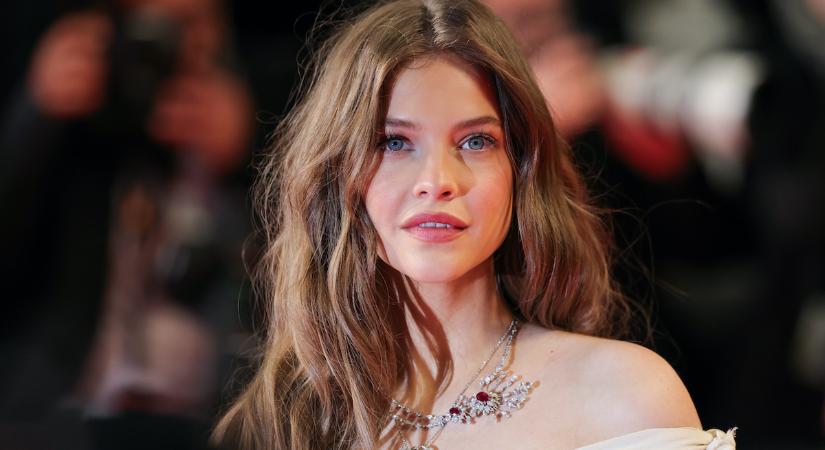 Mindenki Palvin Barbara új címlapjáról beszél – mintha a középkorból lépett volna elő