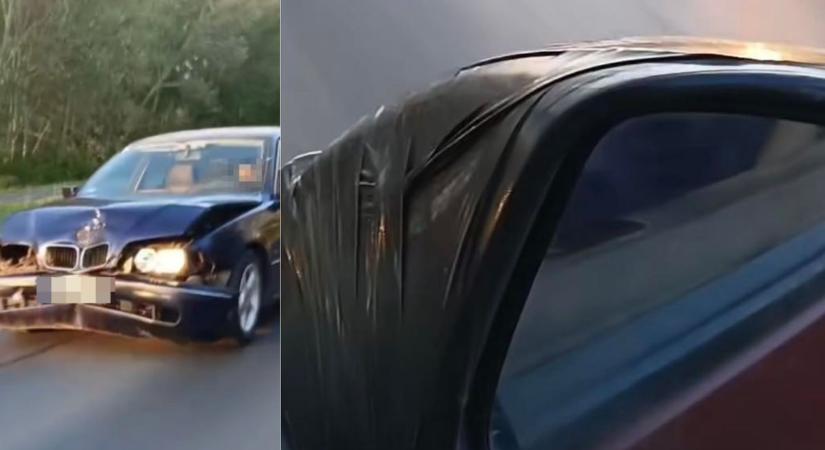 Öngól Szabolcsból: törött elejű autót videózott, végül az ő ragasztószalagos tükrét nevették ki