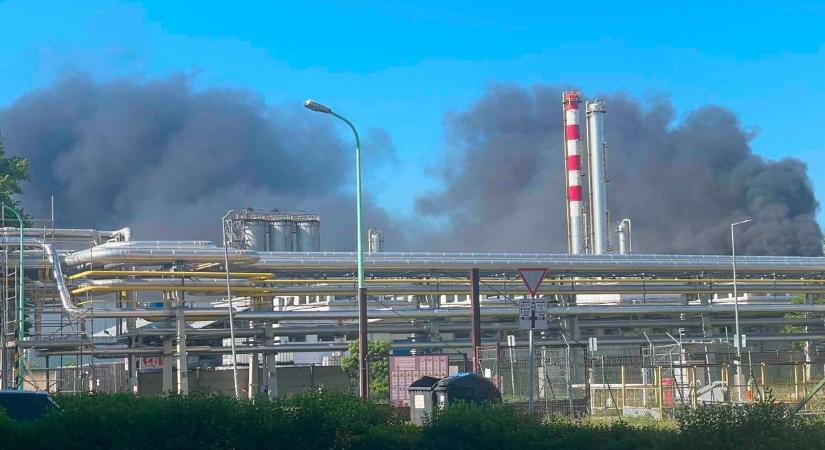 Közleményt adott ki a MOL: több sérültje is van a robbanásnak, egy ember meghalt