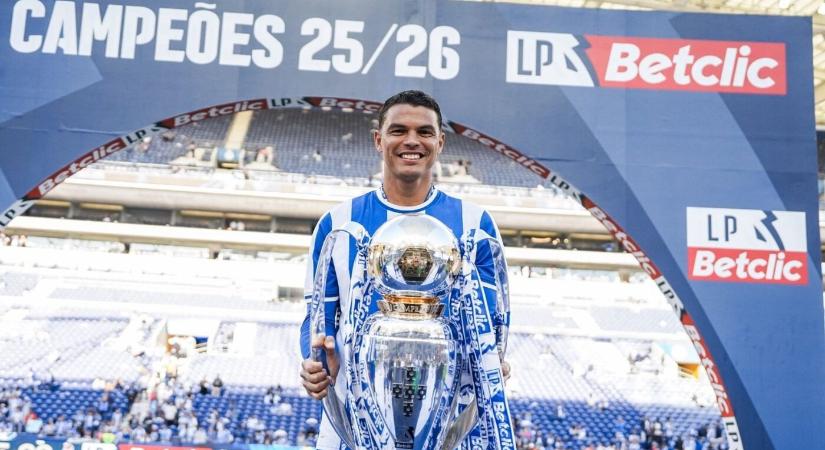 Bajnok lett, majd azonnali hatállyal otthagyta csapatát Thiago Silva