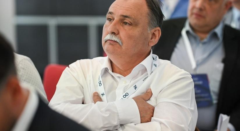 Gajdos László: leáll az azbesztes kövek Magyarországra szállítása