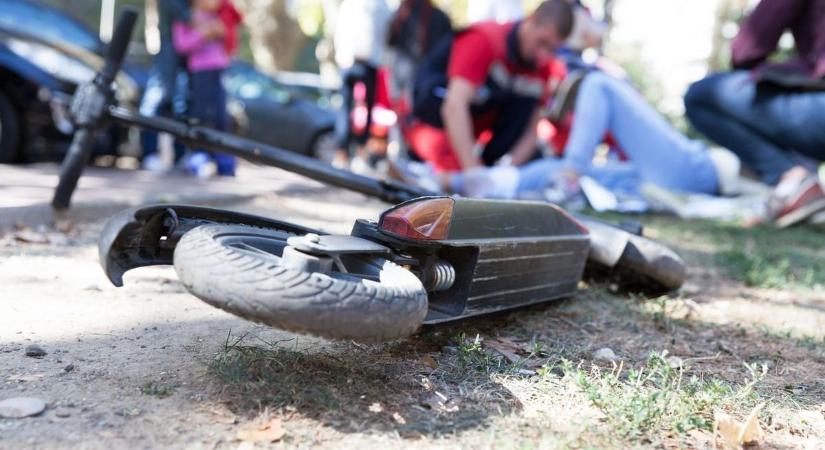 Súlyos baleset a zalai városban – ittas rolleres ütött el egy gyalogost