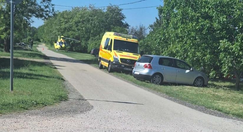 Két órán át küzdöttek egy beteg életéért a mentők Fejérben