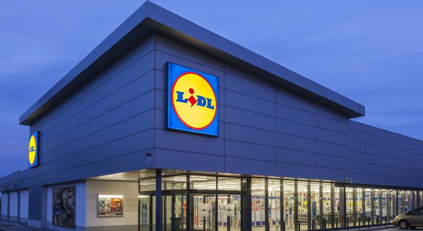 Újabb mérföldkőhöz érkezett a Lidl-áruház, amelynek építése évek óta húzódik