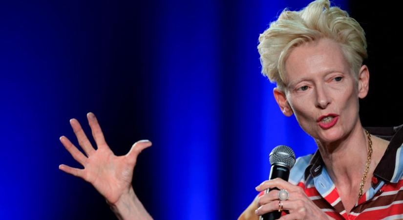 Tilda Swintontól megtudtuk, mi fontosabb a tehetségnél, és hogy a mozi politikai eszköz