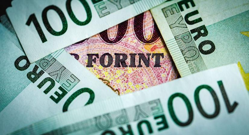 Mol-robbanás, Varga Mihály figyelmeztetése: a forint betonját semmi sem tudja megrepeszteni – most jön a Moody's