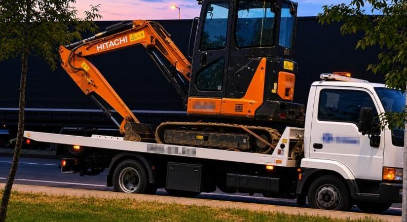 Nemzetközileg körözött kamion bukott le egy pihenőben