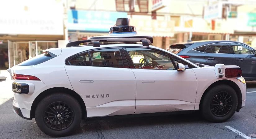 Befürödtek a robottaxik, új hibáról kell tudniuk az utasoknak