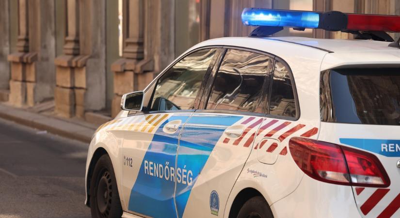 Ventilátor, palack - minden repült egy budapesti zsinagógában, a rendőröknek kellett megfékezni a dühöngő adományozót