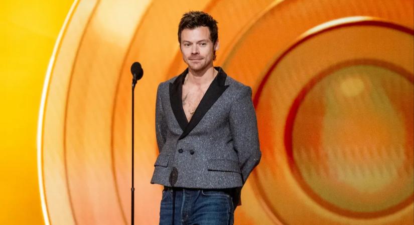 Harry Styles úgy tisztelgett Thom Yorke előtt egy díjátadón, hogy elárulta, melyik Radiohead-számra vesztette el a szüzességét
