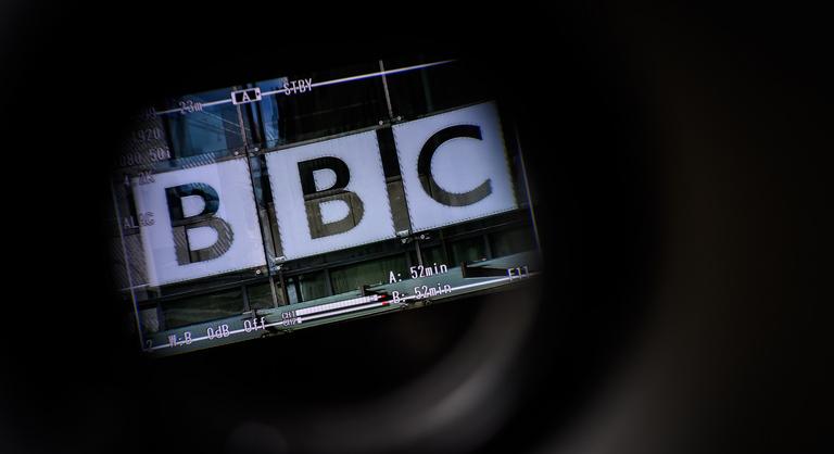 Kiderült, mikor indítja el magyar nyelvű hírszolgáltatását a BBC